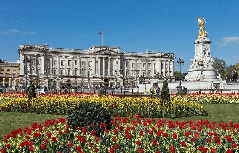 Buckingham Palace, tourist attractions in Bangkok