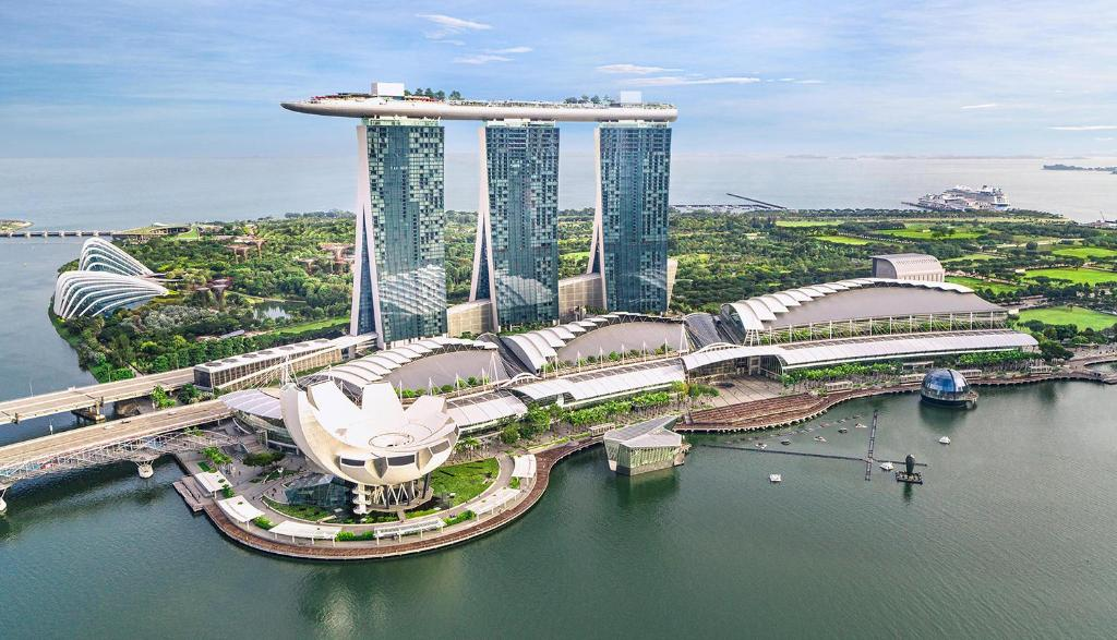  tourist attractions in Singapore
